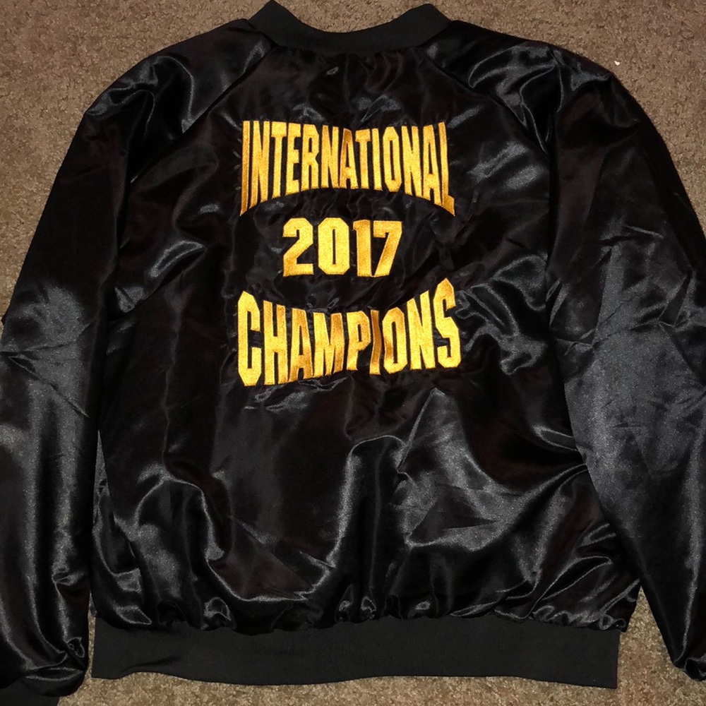 UCA 2017 International Champion Jacket (AXL)